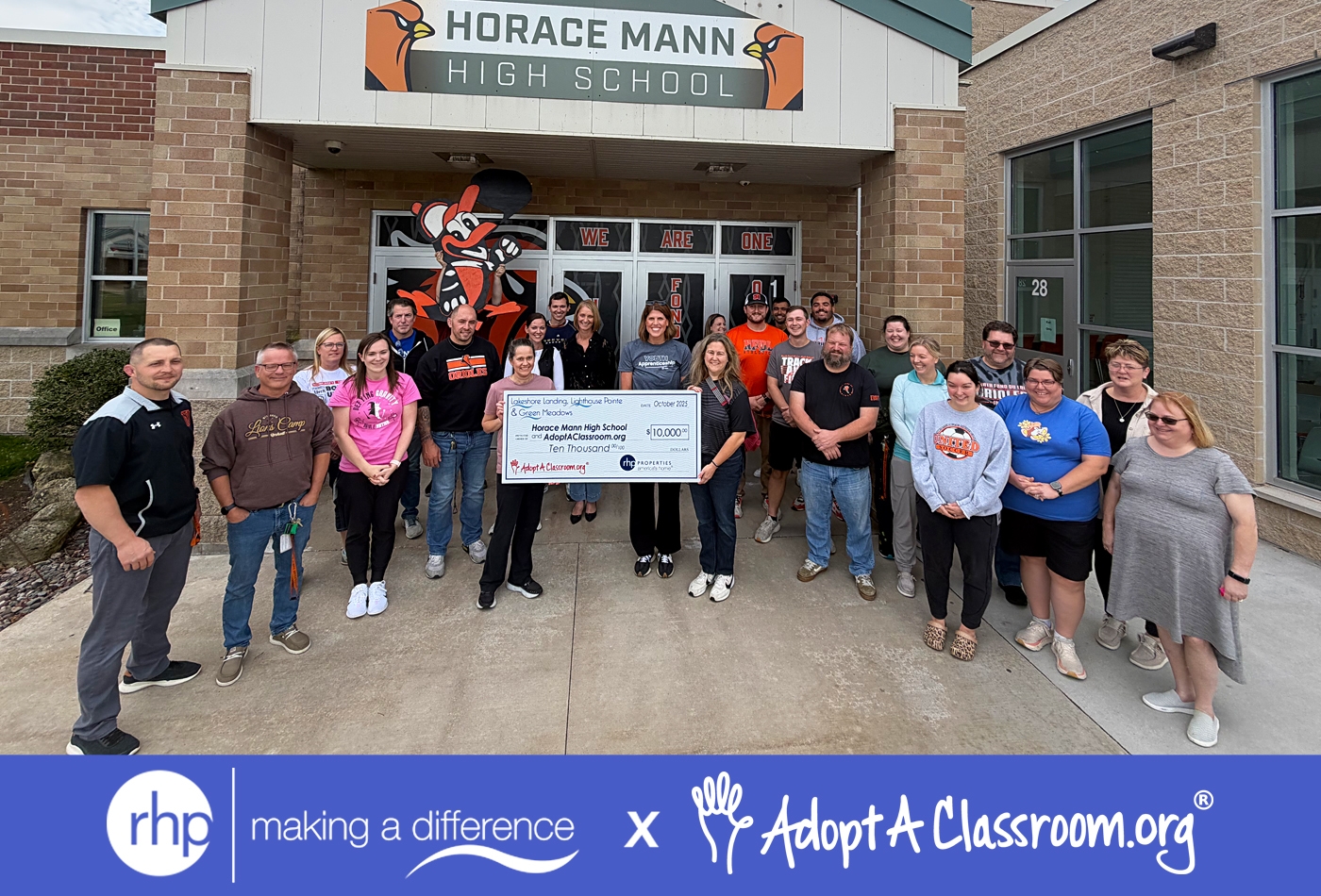 2_AdoptAClassroom-Horace_Mann_HS__Oct2025_image_for_LinkedIn_r0__1400x950_flat.jpg